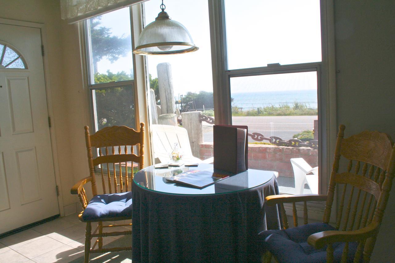 Captain'S Cove Inn Cambria Exterior photo